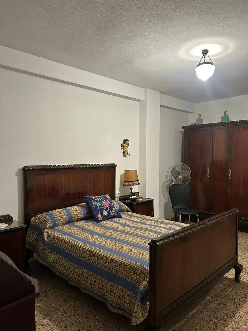 Bedroom of Flat for rent in Valencia  with Air Conditioner and Furnished