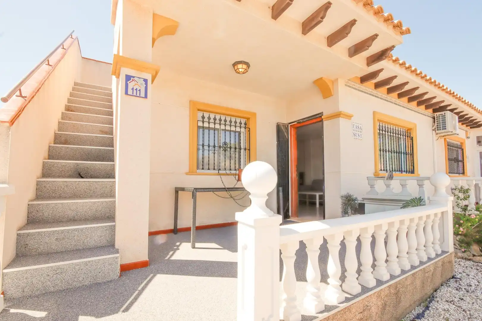 Detached homes for rent in Polígono Filipinas Oeste, Villamartín - Las Filipinas