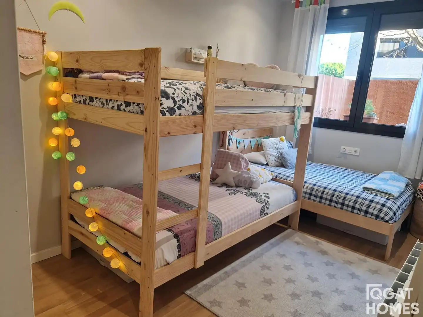 Dormitori de Pis de lloguer en Sant Cugat del Vallès amb Aire condicionat, Jardí privat i Terrassa