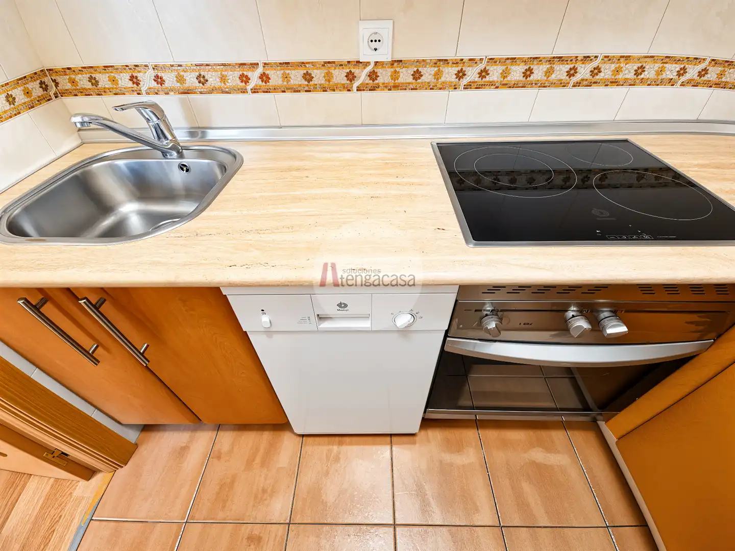 Cocina de Apartamento de alquiler en Madrid con Aire acondicionado, Calefacción y Parquet