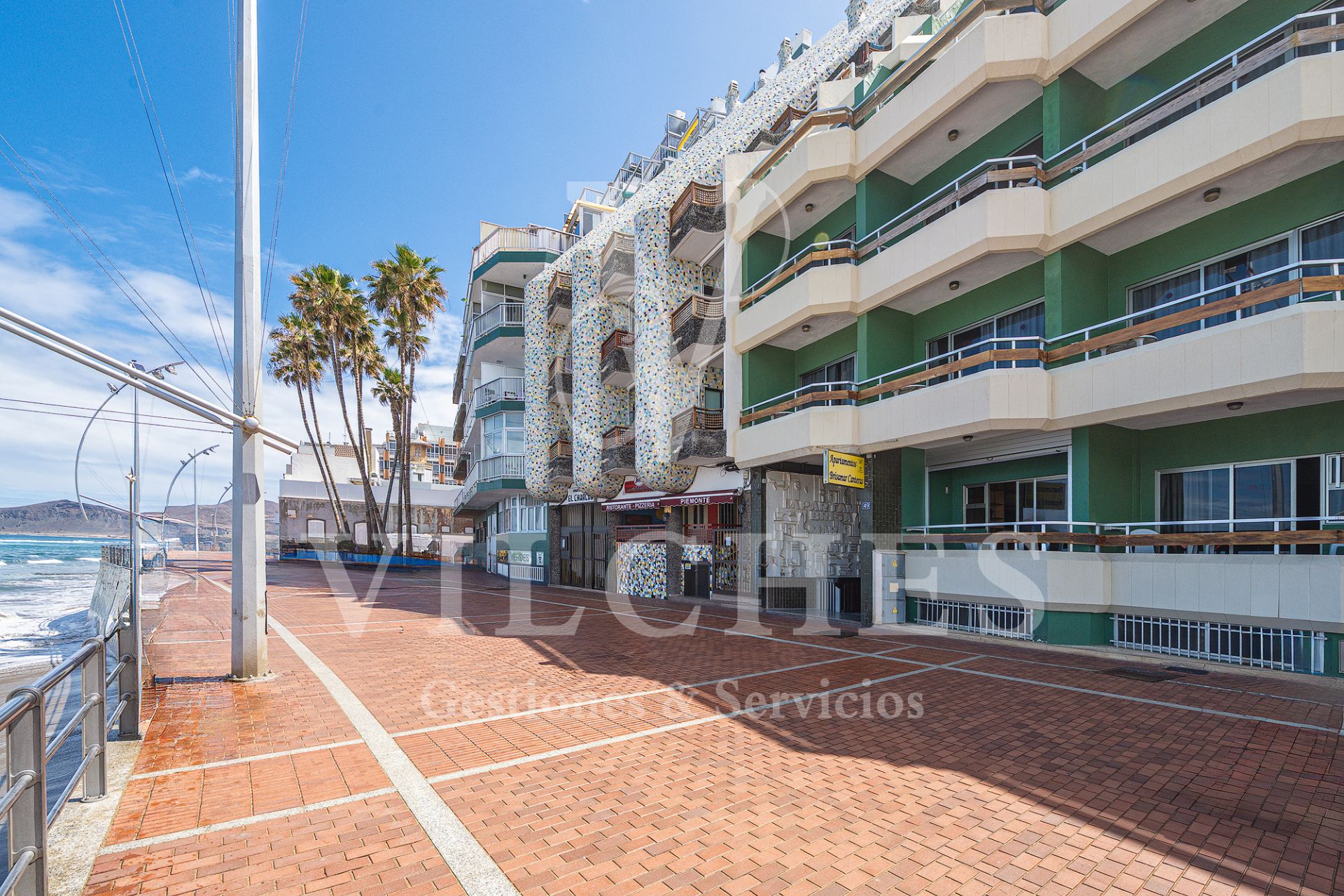 Exterior view of Study to rent in Las Palmas de Gran Canaria  with Air Conditioner, Furnished and Oven