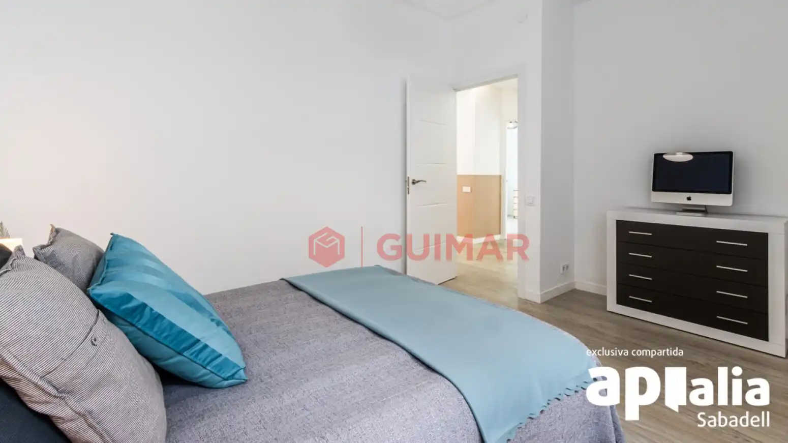 Bedroom of Flat for sale in Sabadell  with Air Conditioner, Heating and Private garden