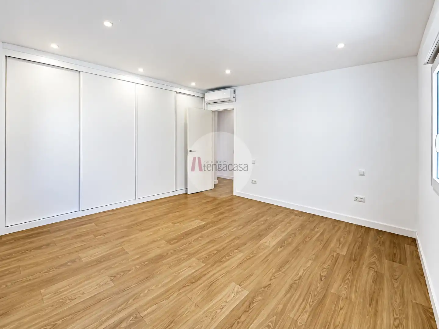 Flat with pool to rent in Calle del Doctor Juan José López Ibor, imagen 38