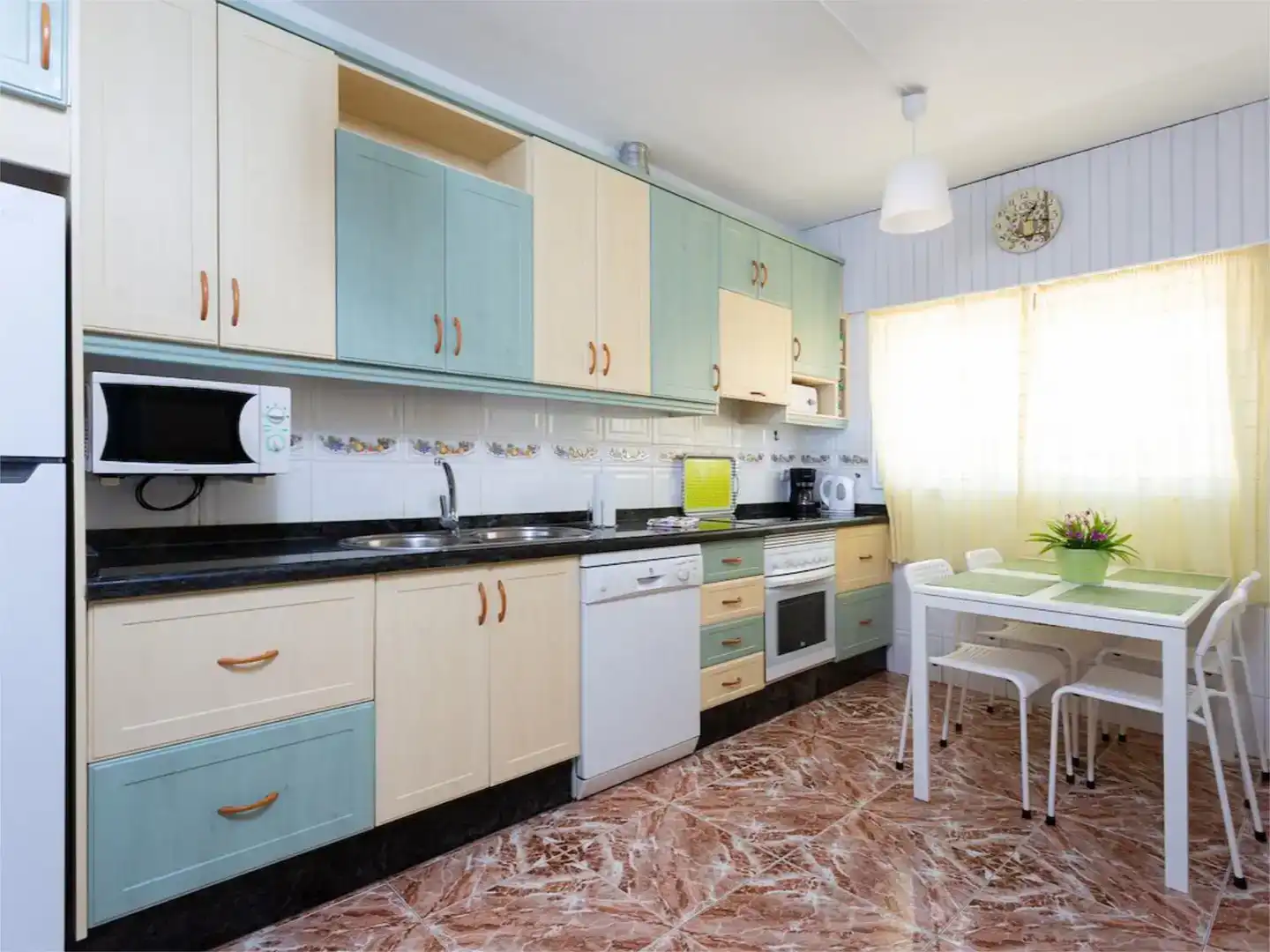 Cocina de Casa o chalet de alquiler en Güímar con Aire acondicionado, Jardín privado y Piscina