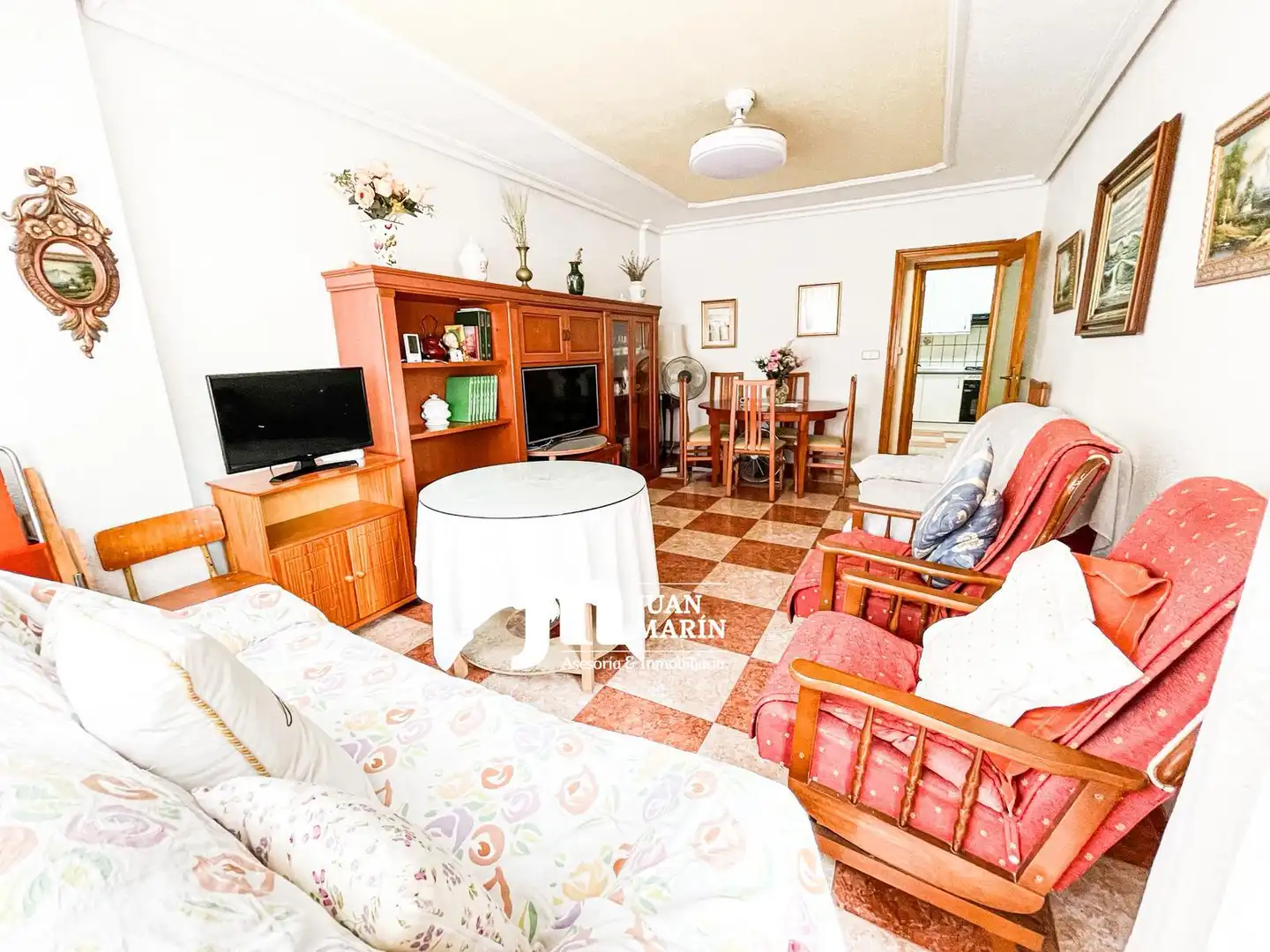 Living room of Flat for sale in Cieza  with Storage room, Furnished and Balcony