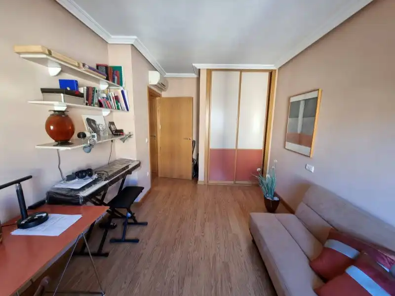 Habitación de Piso en venta en Plasencia con Aire acondicionado, Calefacción y Terraza