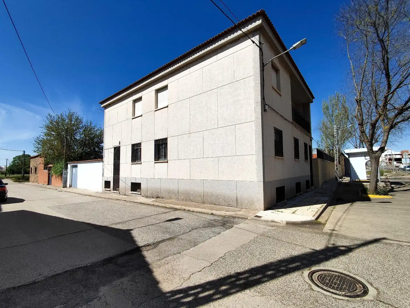 Vista exterior de Pis en venda en Argamasilla de Calatrava amb Aire condicionat, Calefacció i Traster