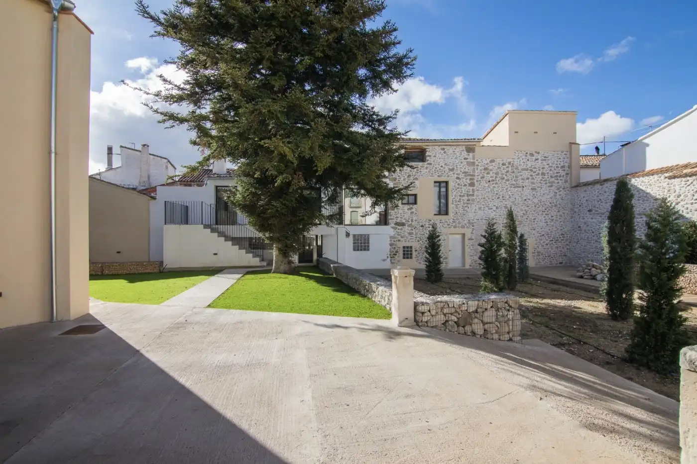 Vista exterior de Casa o xalet en venda en Cocentaina amb Calefacció, Jardí privat i Terrassa