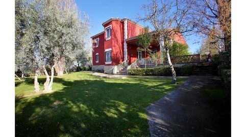 Villa 5 Dormitorios, Piscina, Jardín, Parking cubierto, immagine 2