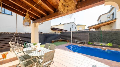 Foto 3 de Casa adosada en venta en Porqueres, Girona