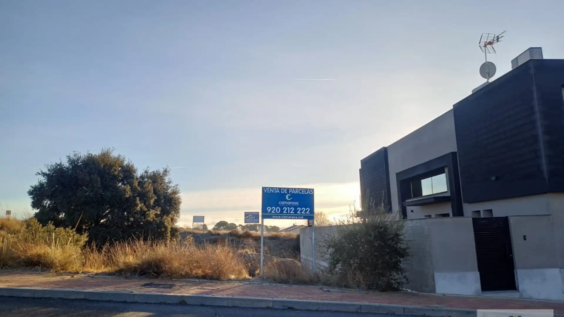 Außenansicht von Residential zum Verkauf in Ávila Capital