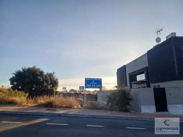 Terreno residencial en venta en Calle Grecia 14