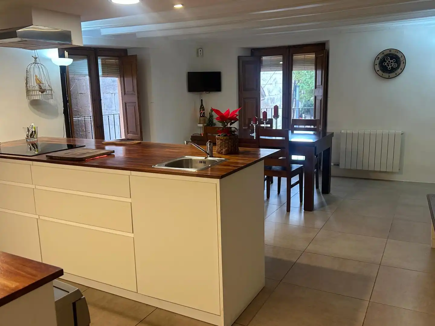 Cocina de Piso en venta en Vilanova i la Geltrú con Microondas y Balcón