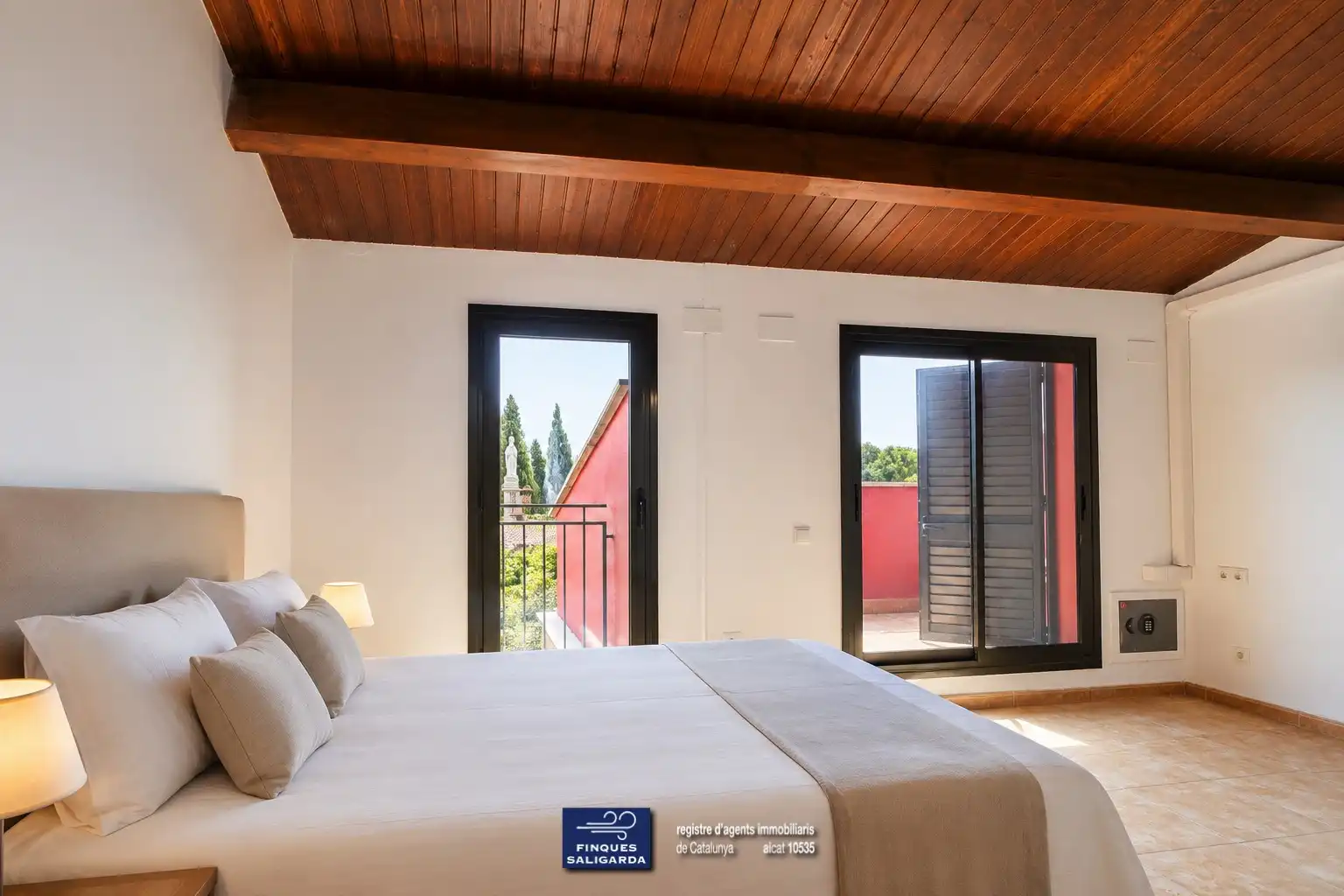 Schlafzimmer von Maisonette zum Verkauf in Santa Eulàlia de Ronçana mit Klimaanlage, Heizung und Terrasse