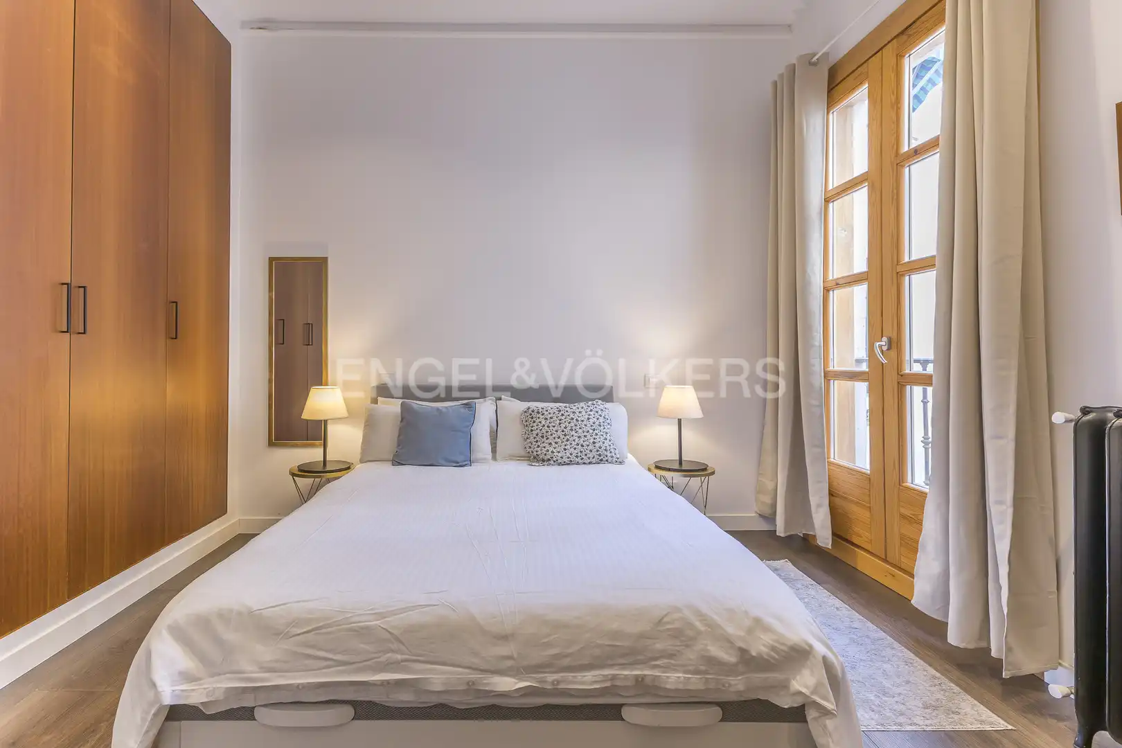 Bedroom of Flat for sale in Madrid  with Air Conditioner, Heating and Furnished