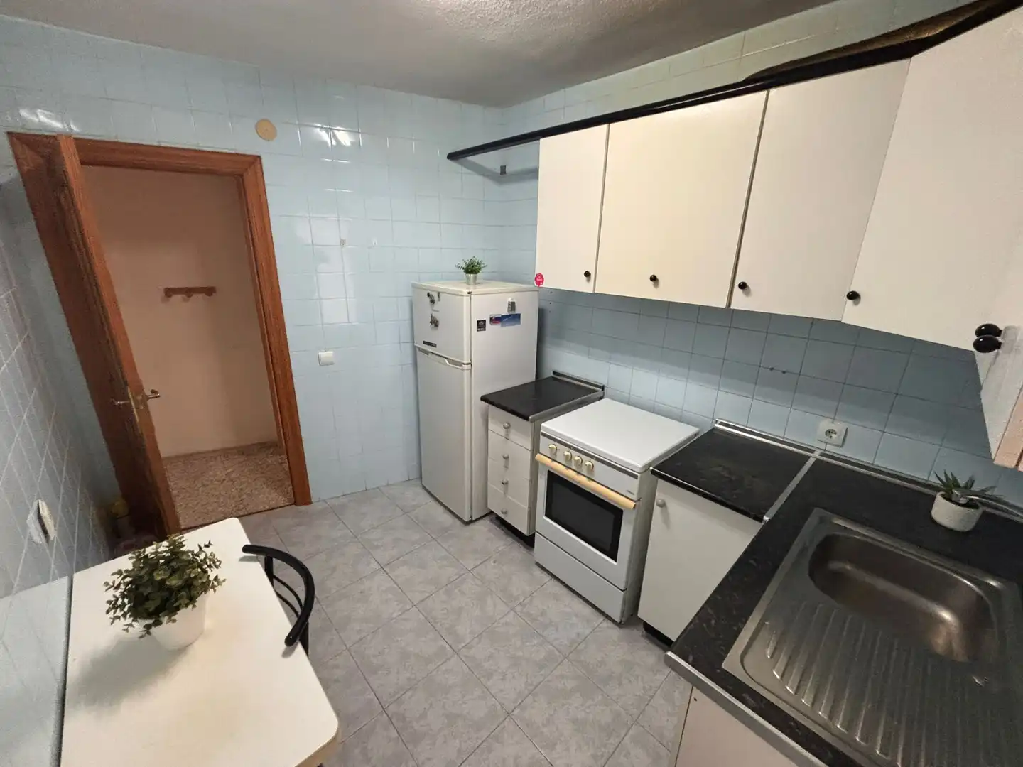 Cocina de Piso en venta en Alicante / Alacant con Aire acondicionado y Amueblado