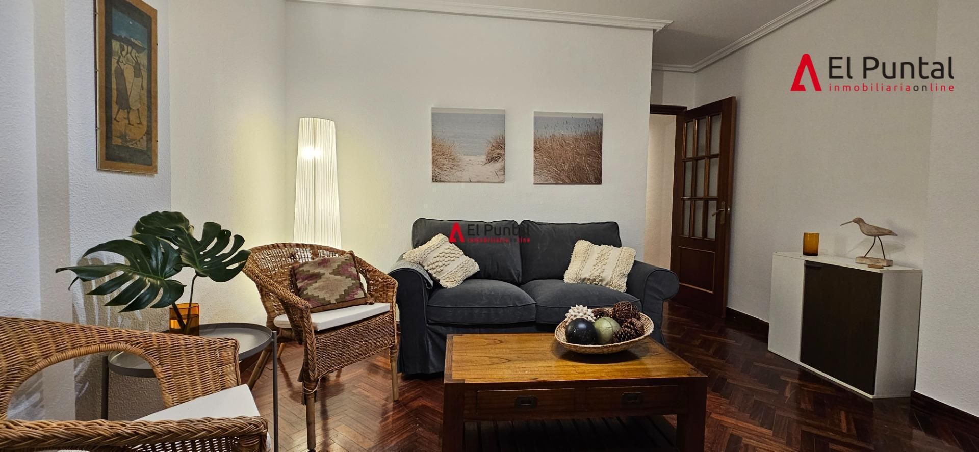 Sala de estar de Piso de alquiler en Santander con Calefacción, Parquet y Terraza