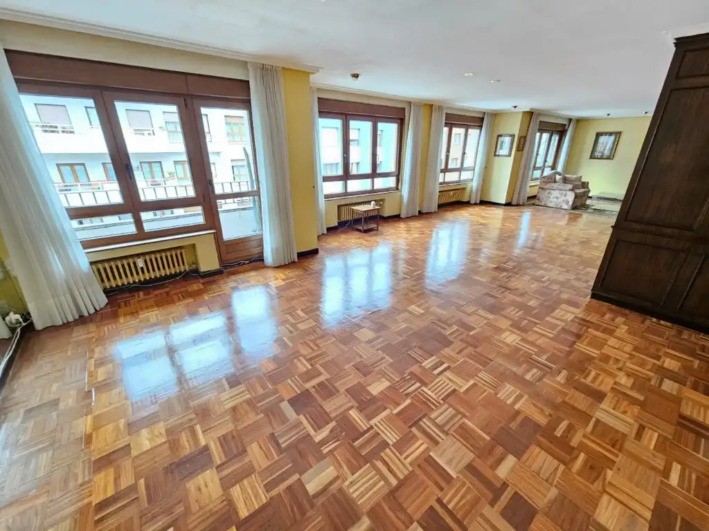 Sala de estar de Piso en venta en Avilés