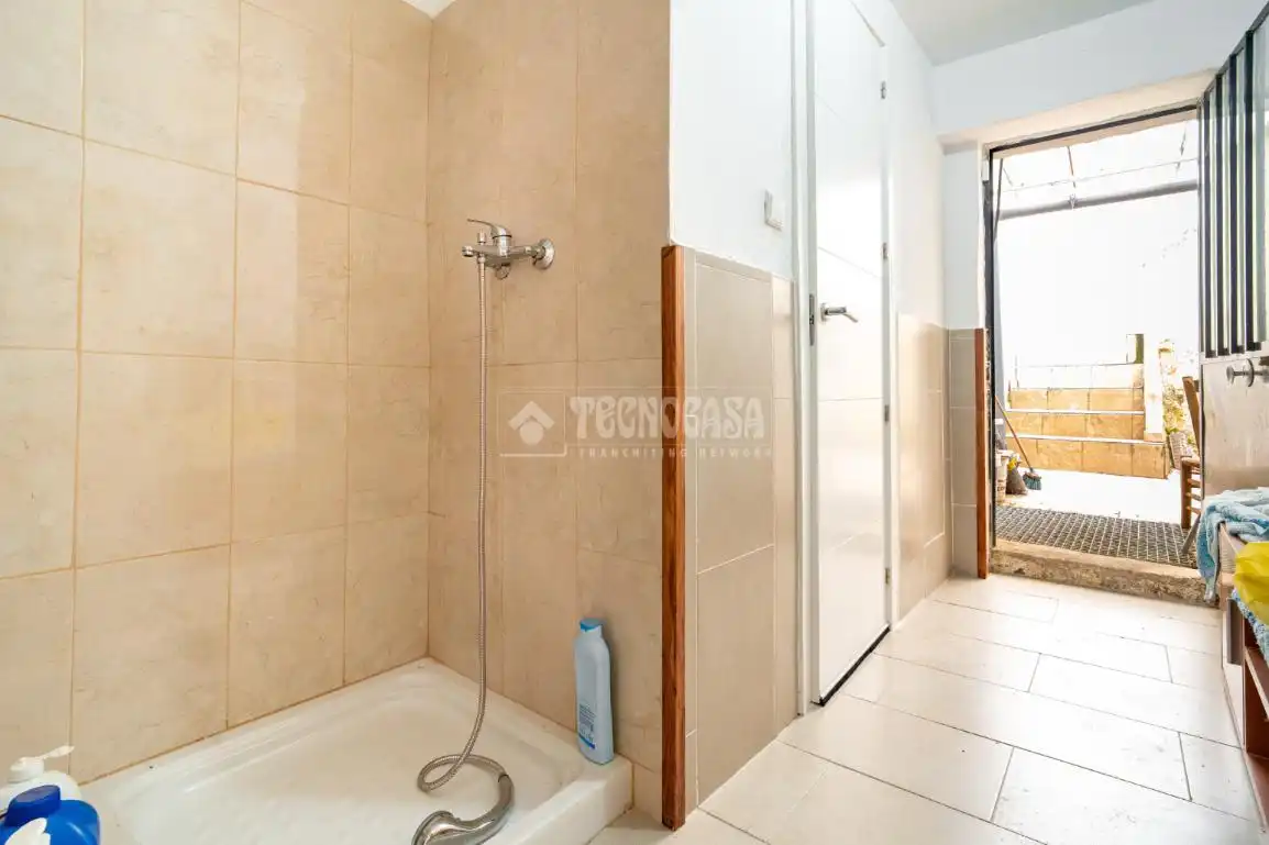 Baño de Casa adosada en venta en Cogollos de la Vega