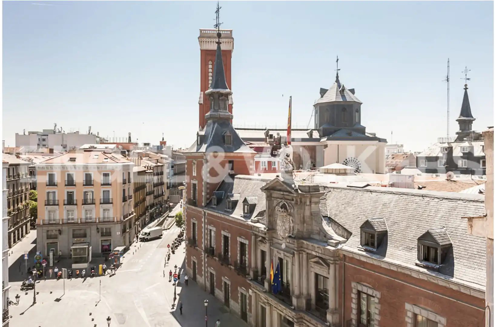 Exterior view of Flat for rent in Madrid  with Heating, Parquet flooring and Pets allowed