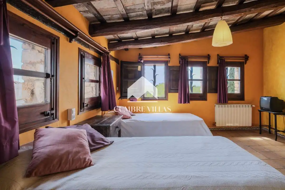 Dormitori de Casa o xalet en venda en Sant Pere de Ribes amb Calefacció, Terrassa i Traster