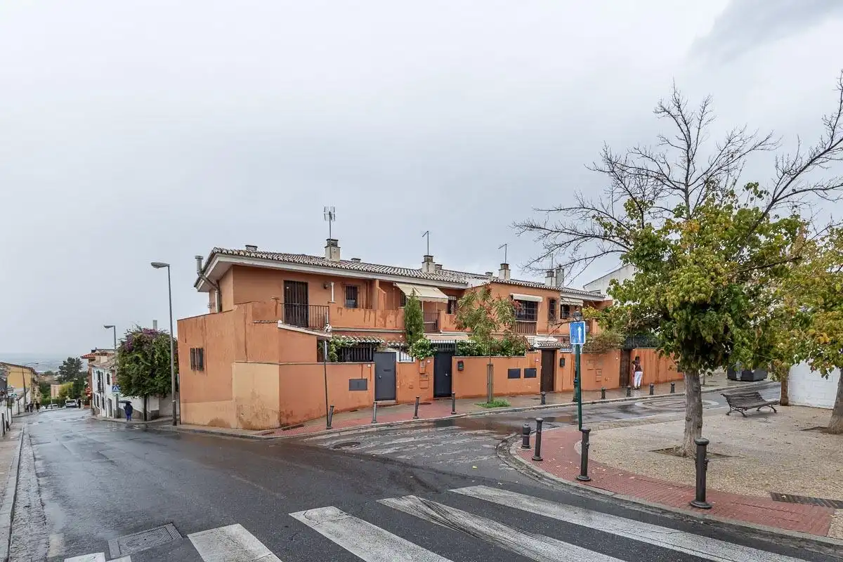 Reihenhaus zur Miete in Callejón Aynadamar 5