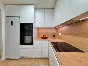 Casa-chalet en Venta en Alegría de la Huerta- Jardín de Málaga