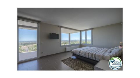 Foto 3 de Casa o chalet en venta en Carrer D'alemanya, 74, Palau-saverdera, Girona