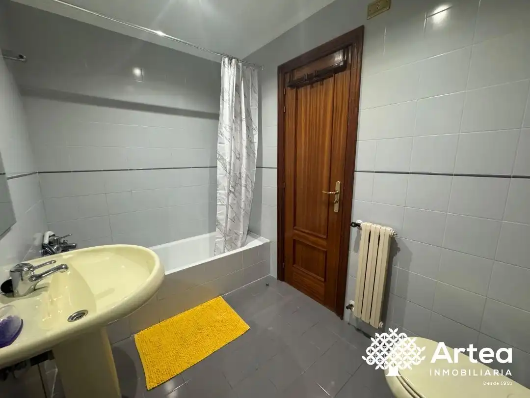 Wohnung zur Miete in Epaltzaren Alargunaren Kalea, Casco Viejo