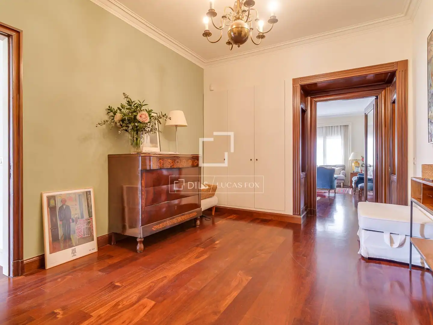 Wohnung zum Verkauf in Barcelona mit Klimaanlage, Heizung und Privatgarten