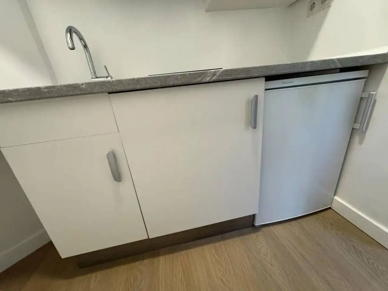 Kitchen of Flat for sale in Barcelona  with Air Conditioner, Furnished and Alarm