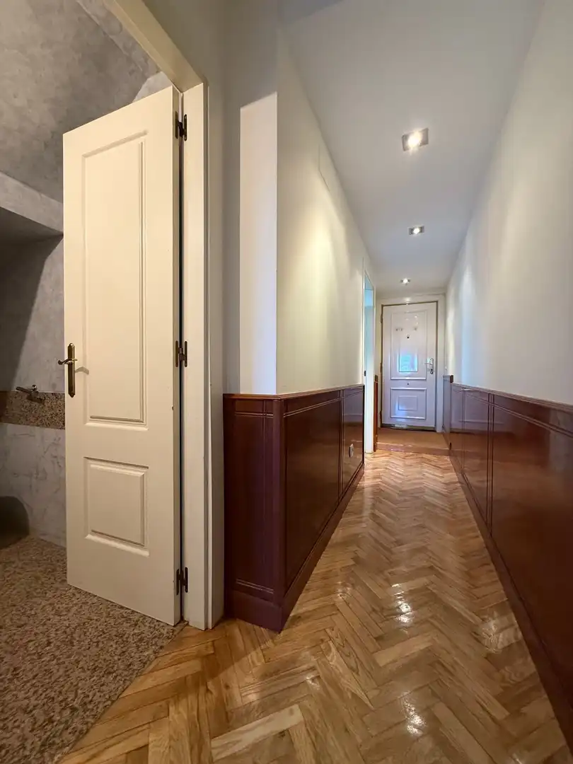 Dúplex en venta en Pozuelo de Alarcón con Aire acondicionado, Trastero y Piscina comunitaria