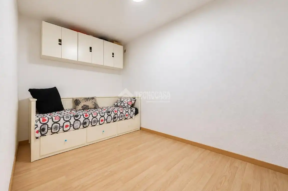 Flat for sale in Ajuntament-Maragall
