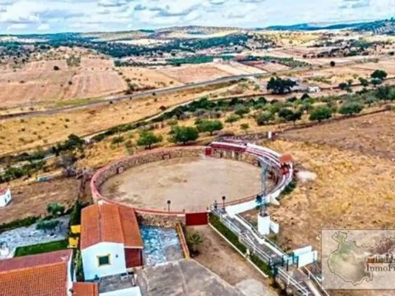 Vista exterior de Finca rústica en venta en Higuera de Vargas con Aire acondicionado, Jardín privado y Terraza