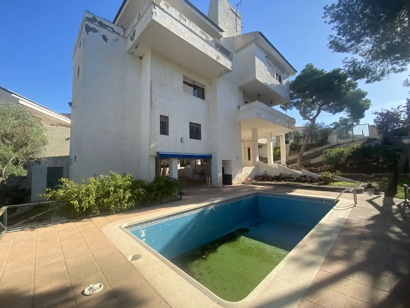 Villa mit Terrasse zum Verkauf in Paseo Paseo Isla de Samoa, imagen 2