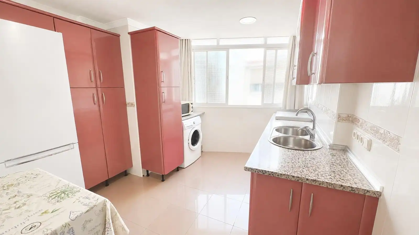 Cocina de Piso en venta en Málaga con Aire acondicionado y Terraza