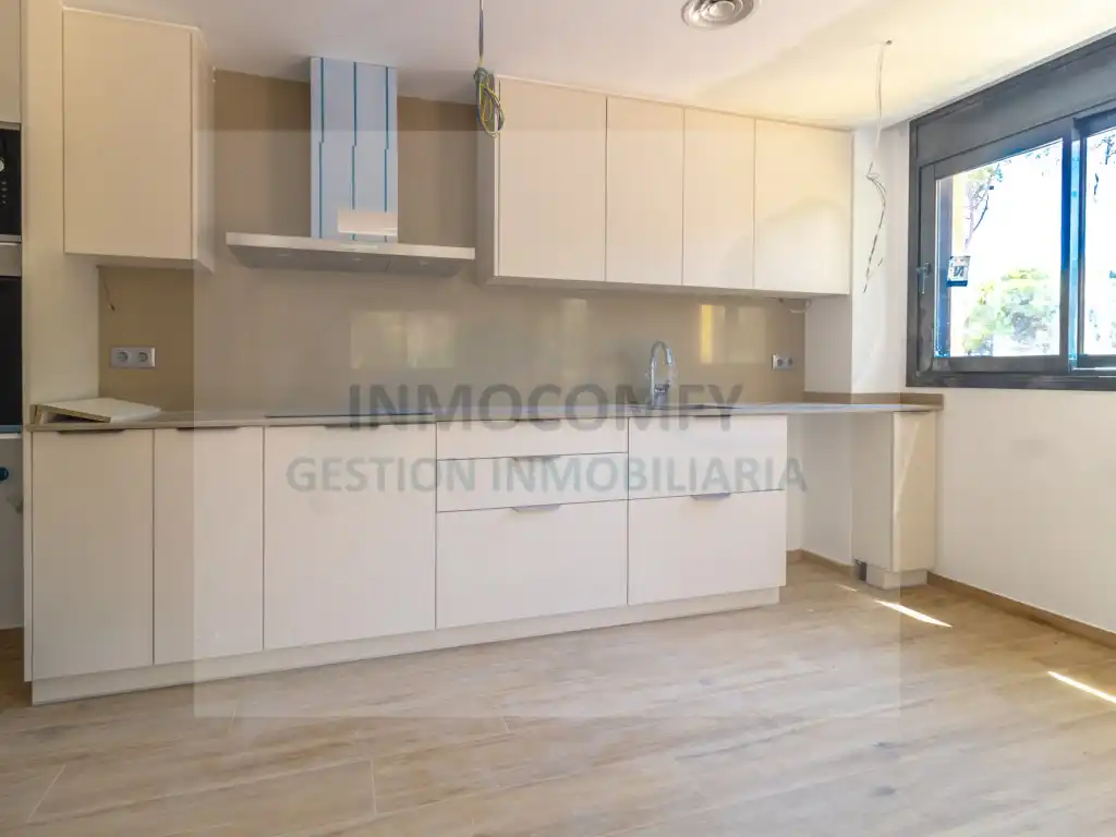 Piso con ascensor en venta en Calle De La Torre Mora 33, imagen 22
