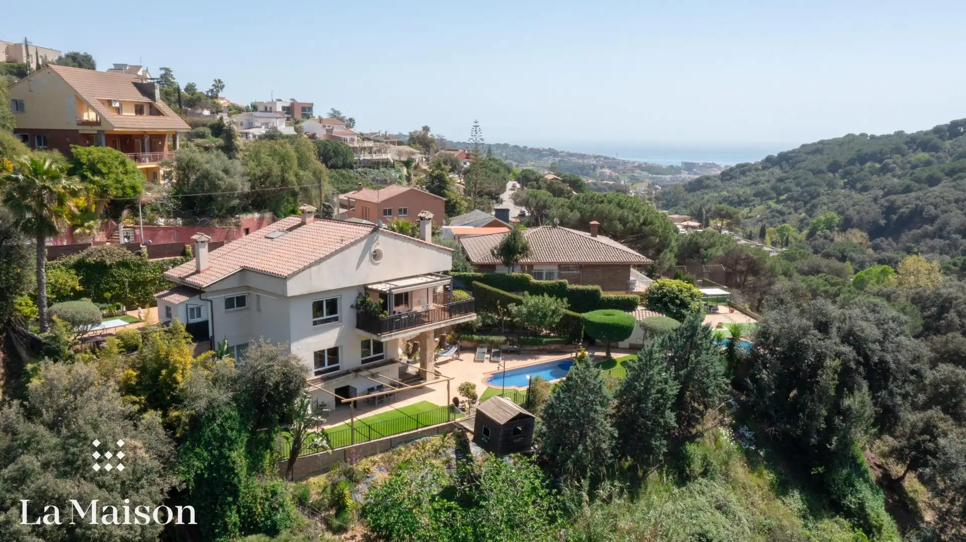 Vista exterior de Casa o chalet en venta en Alella con Aire acondicionado, Calefacción y Jardín privado