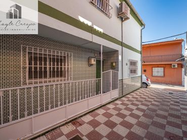 Casa en venda a Calle Calle Jaén
