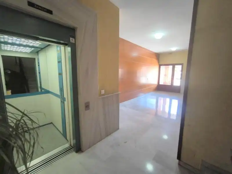 Piso en venta en Calle CASCO DE MOTRIL , Motril ciudad