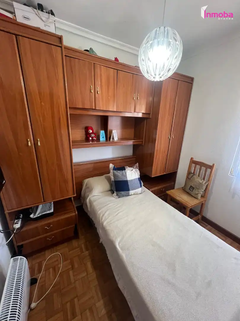 Habitación de Piso en venta en Aranda de Duero con Calefacción