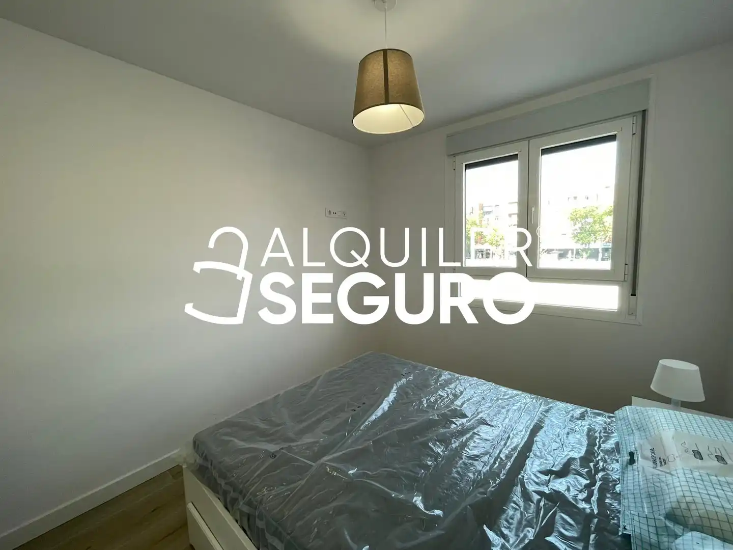 Schlafzimmer von Wohnung zur Miete in Carabanchel