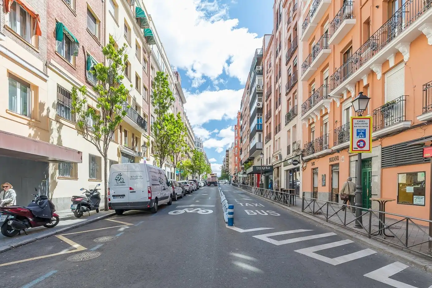 Vista exterior de Piso en venta en  Madrid Capital con Calefacción