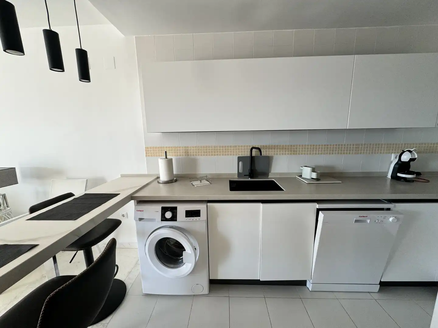 Apartments for rent in Avenida Marina del Este, 38, Punta La Mona