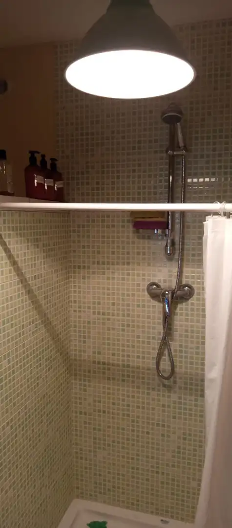 Bany de Casa o xalet en venda en Santa Cristina de Valmadrigal amb Calefacció i Moblat