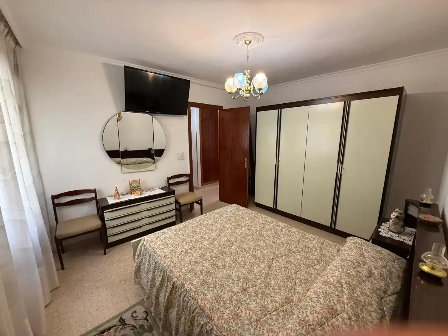Schlafzimmer von Wohnung zum Verkauf in Toro mit Balkon