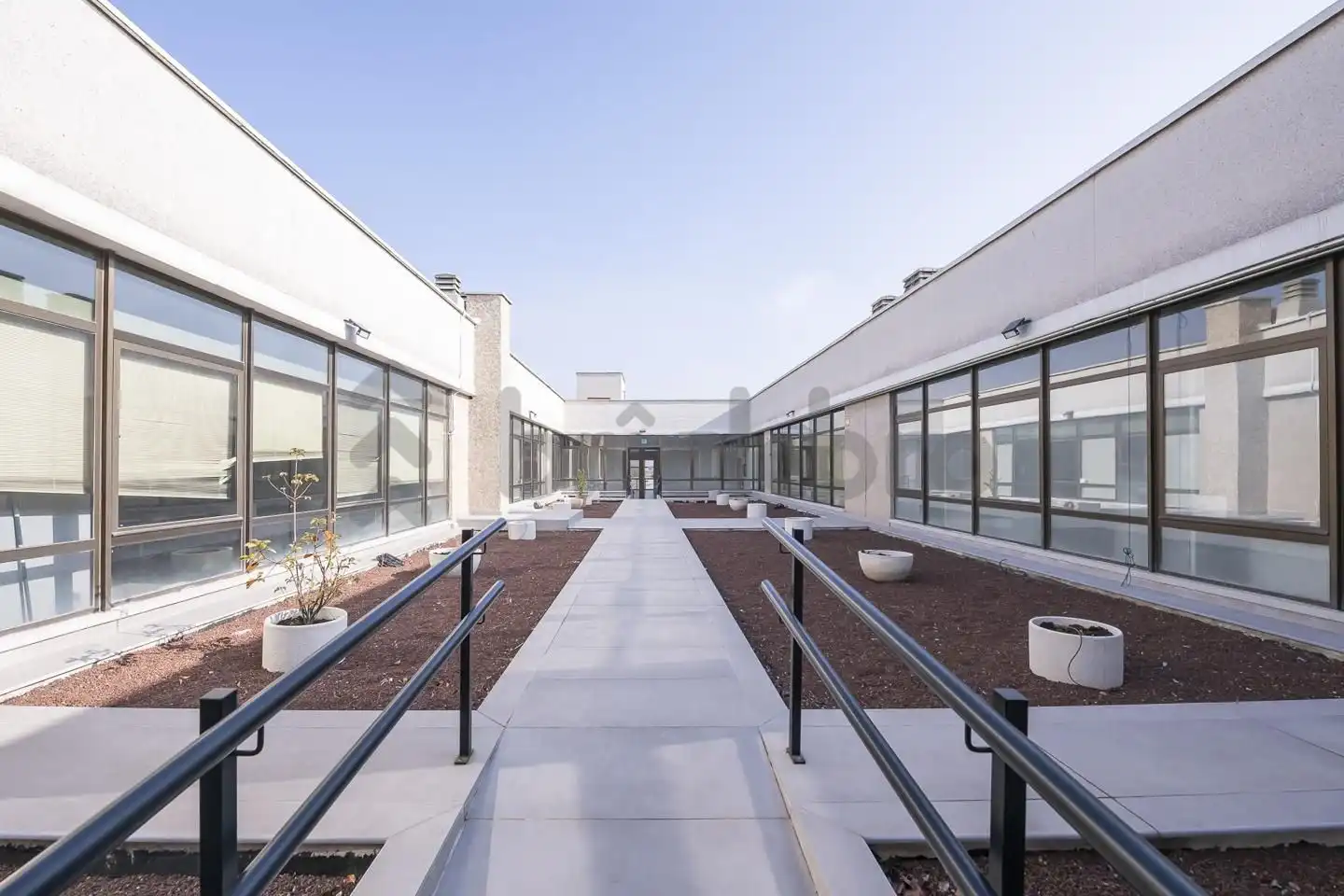 Oficina en venta en De Valdelaparra, Zona Industrial