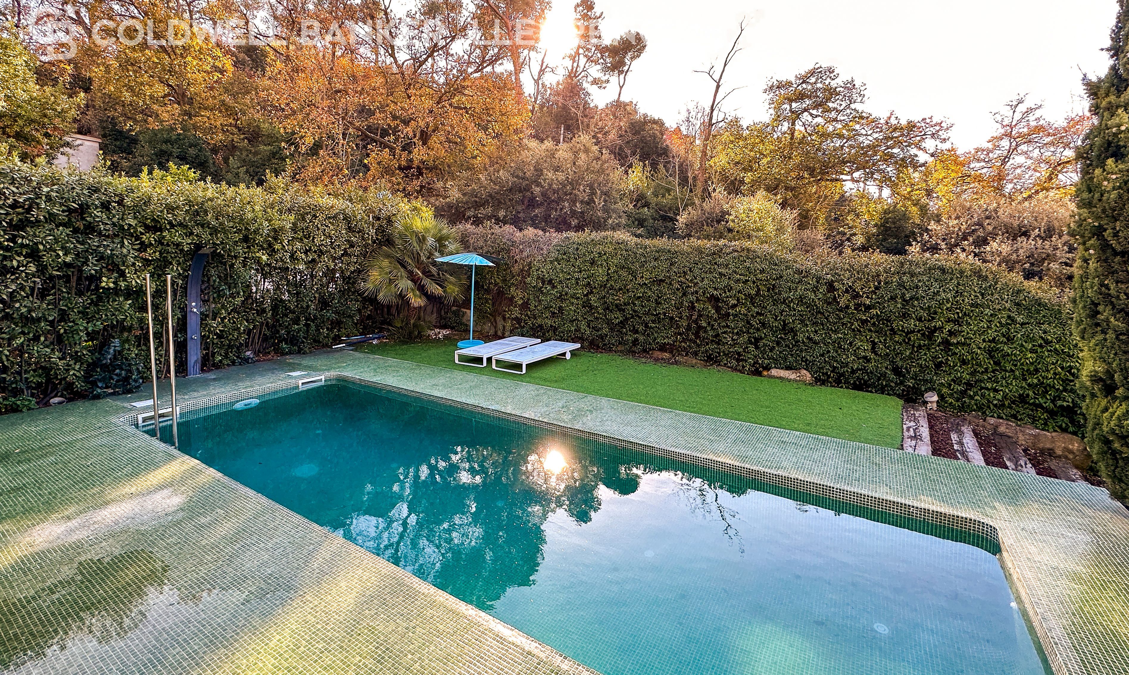Piscina de Casa o xalet en venda en  Barcelona Capital amb Aire condicionat, Calefacció i Jardí privat