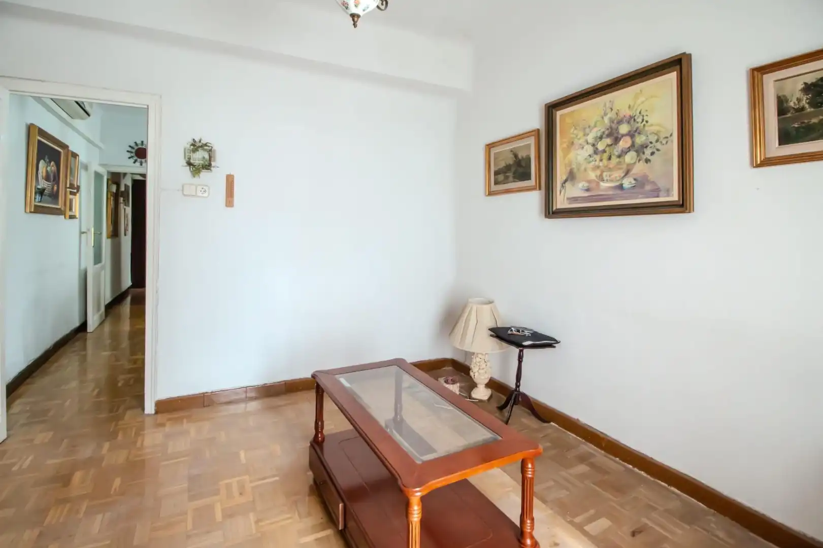 Sala de estar de Apartamento en venta en Madrid con Calefacción y Parquet