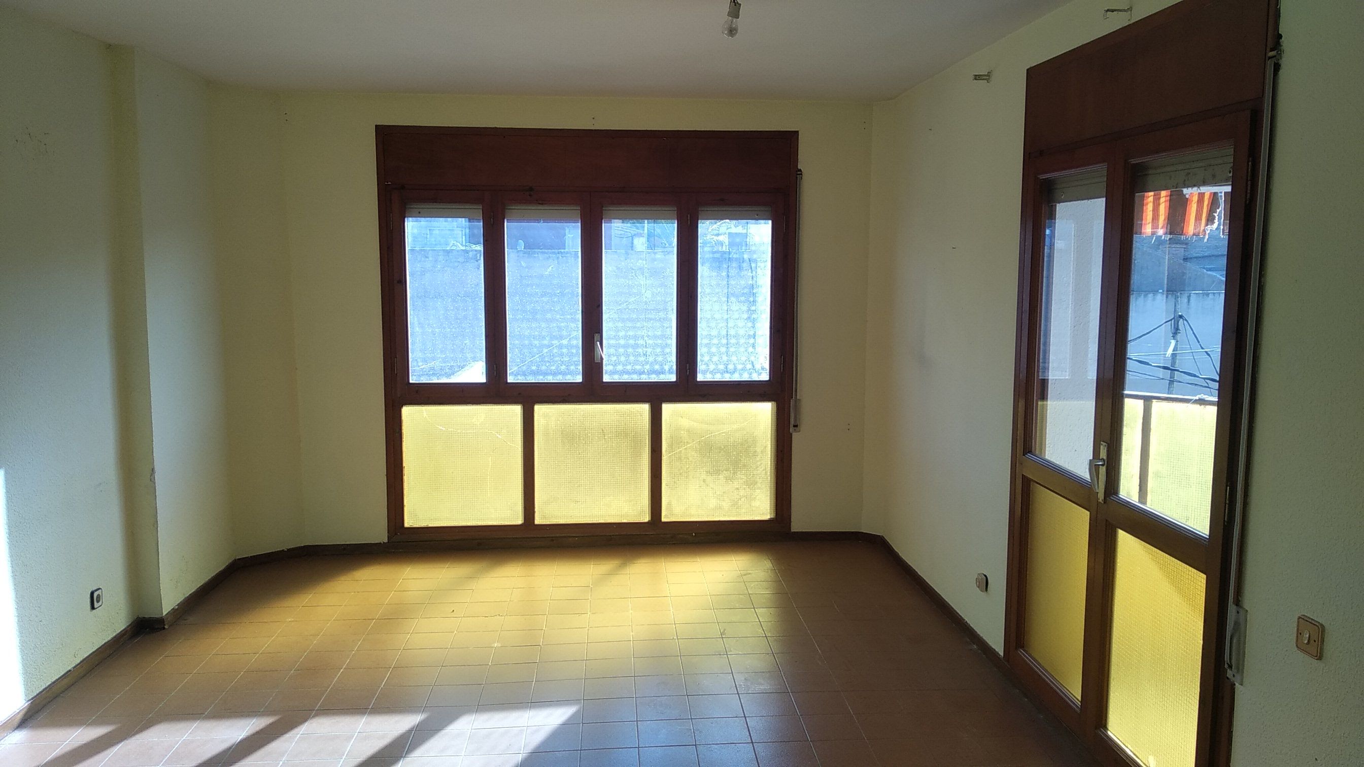 Flat for sale in C/ Barcelona, Deltebre